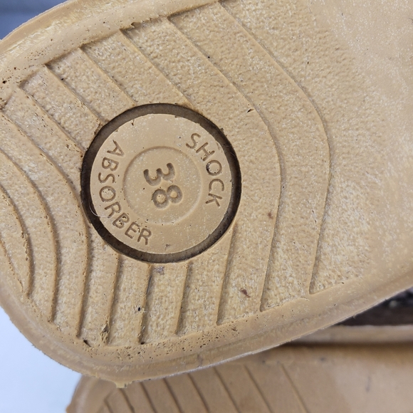 Taos Primeavera Mule Clogs Womens Size 38 EU 7.5 US Biege  Metalic Woven Slip On - Picture 13 of 13